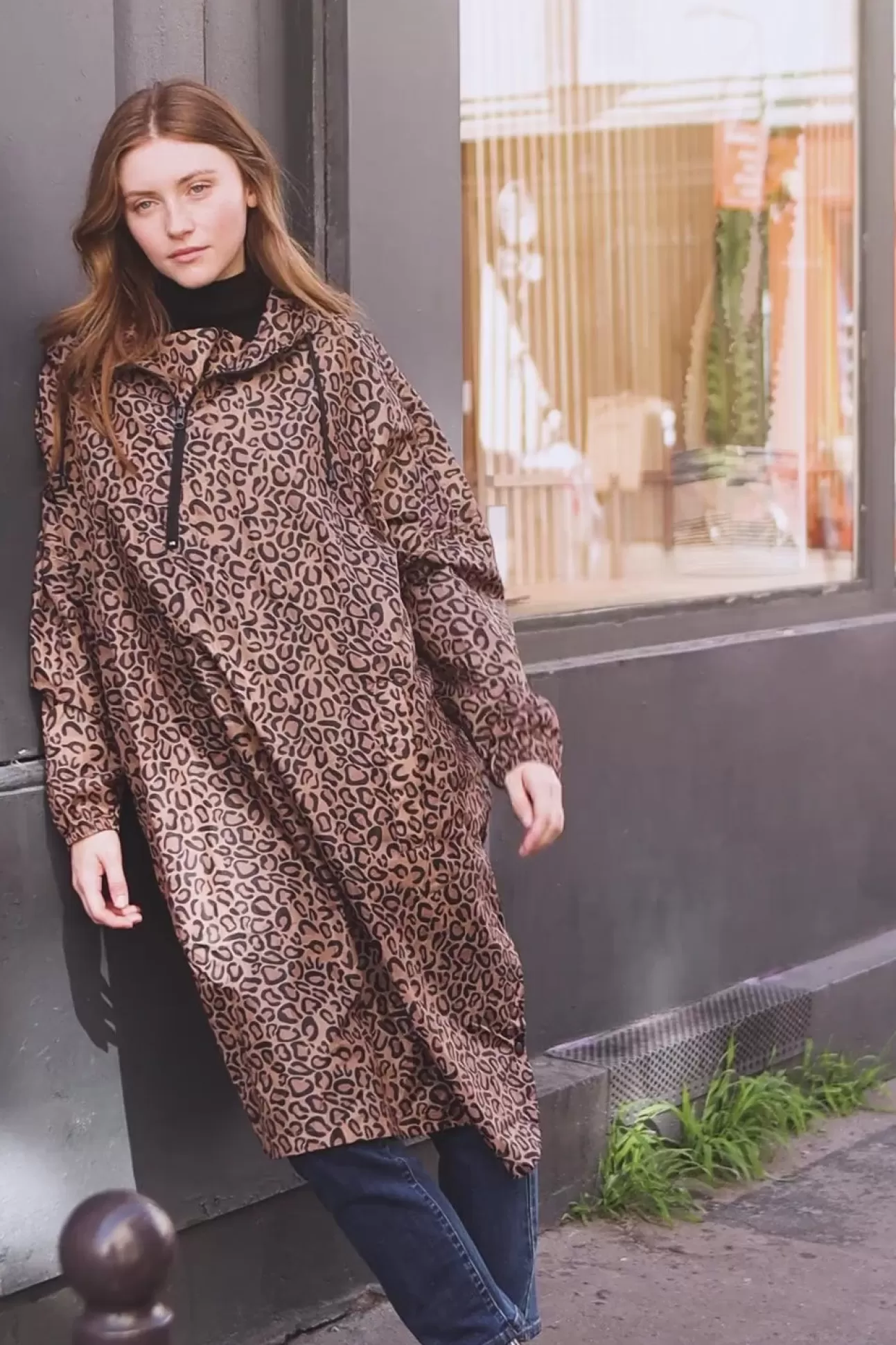 LA PETITE ÉTOILE Rain Cape Karl Leopard Best