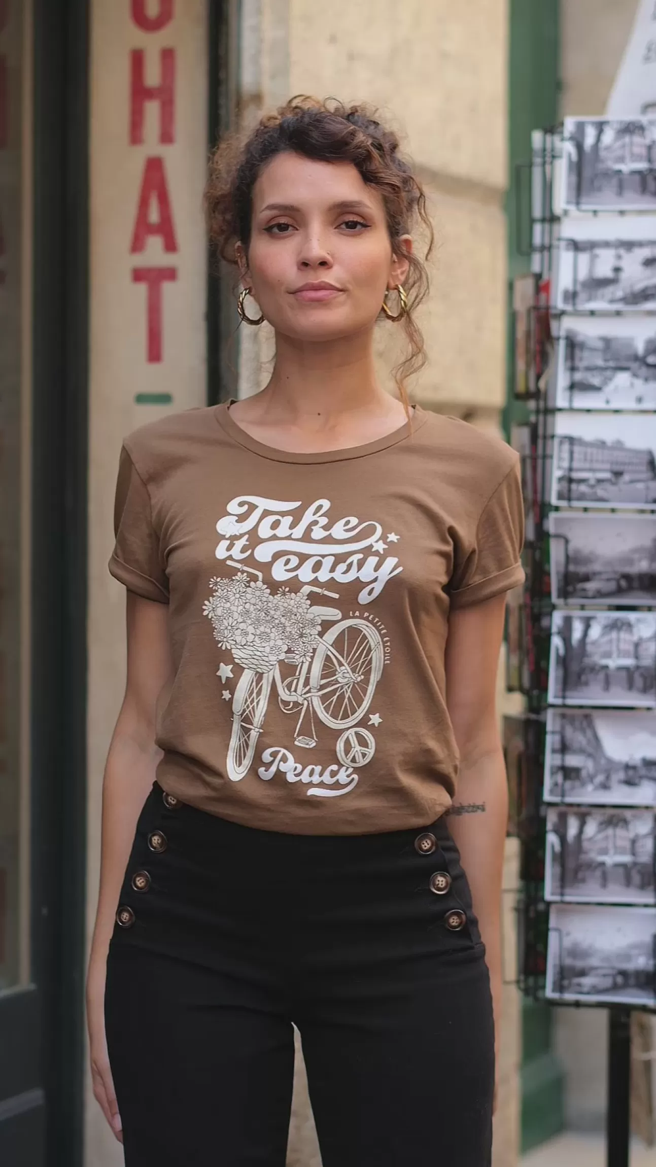 LA PETITE ÉTOILE T-Shirt Peace Marron Sale